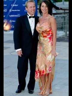 Nadia Comaneci feet photo thumbnail