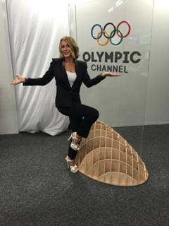 Nadia Comaneci feet photo thumbnail