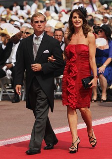 Nadia Comaneci feet photo thumbnail