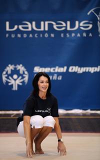 Nadia Comaneci feet photo thumbnail