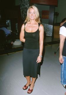 Nadia Comaneci feet photo thumbnail