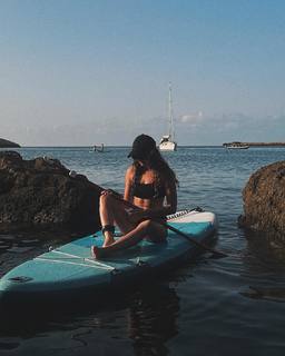 Nadia Dlugosz feet photo thumbnail