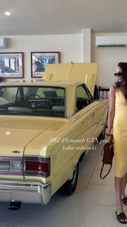 Nadia Dlugosz feet photo thumbnail