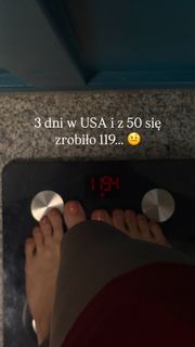 Nadia Dlugosz feet photo thumbnail