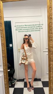 Nadia Dlugosz feet photo thumbnail