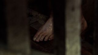Nadia Farès feet photo 4