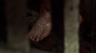Nadia Farès feet photo 3