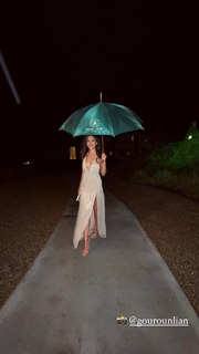 Nadia Forde feet photo 6