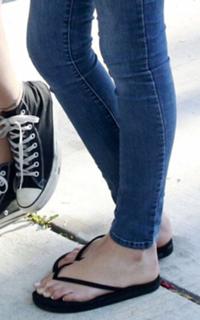 Nadia Mejia feet photo 9