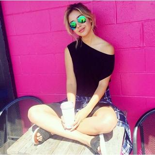 Nadia Mejia feet photo 10