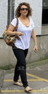 Nadia Sawalha feet photo 10