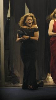 Nadia Sawalha feet photo 4
