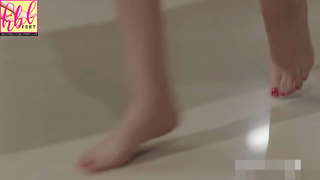 Nadine Al Rassi feet photo thumbnail