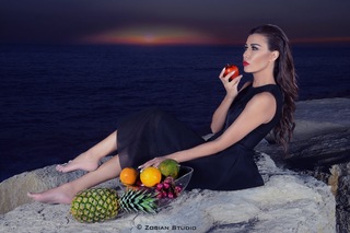 Nadine Al Rassi feet photo thumbnail