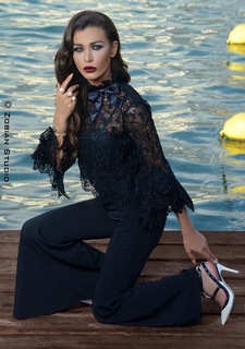 Nadine Al Rassi feet photo thumbnail