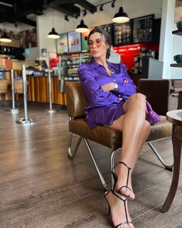 Nadine Al Rassi feet photo thumbnail