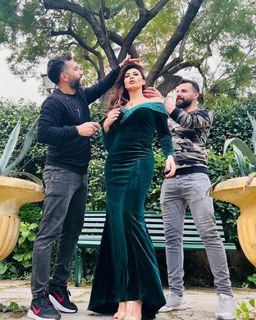 Nadine Al Rassi feet photo thumbnail