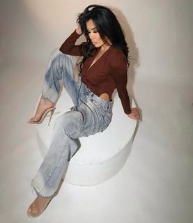 Nadine Al Rassi feet photo thumbnail