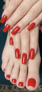 Nadine Al Rassi feet photo 1