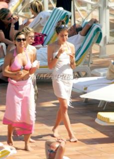 Nadine Casiraghi feet photo 14