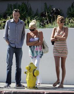Nadine Coyle feet photo 17