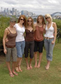 Nadine Coyle feet photo 15