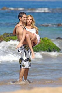 Nadine Coyle feet photo 9