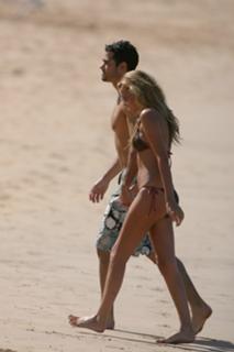 Nadine Coyle feet photo 3