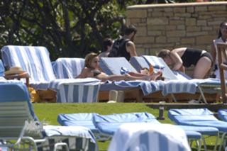 Nadine Coyle feet photo 18