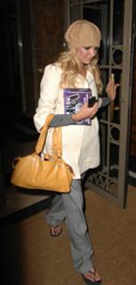 Nadine Coyle feet photo 4