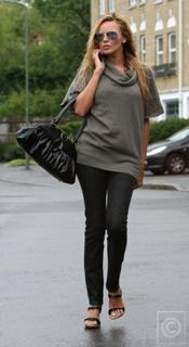 Nadine Coyle feet photo 2