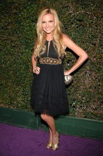 Nadine Coyle feet photo 1