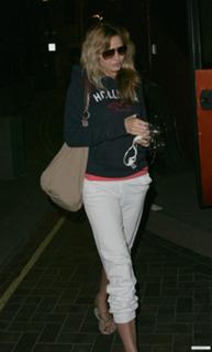 Nadine Coyle feet photo 2