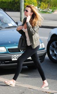 Nadine Coyle feet photo 1