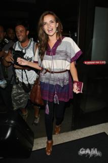 Nadine Coyle feet photo 10