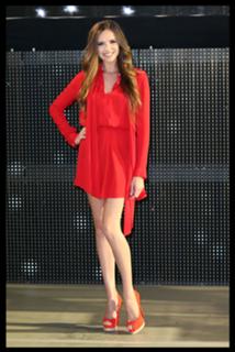 Nadine Coyle feet photo 16