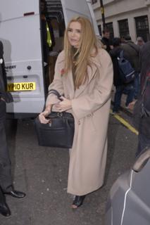 Nadine Coyle feet photo 6