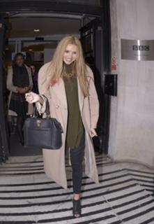 Nadine Coyle feet photo 1