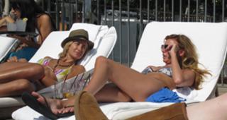 Nadine Coyle feet photo 9