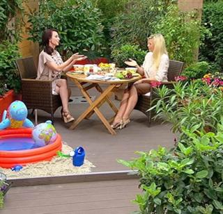 Nadine Krüger feet photo thumbnail