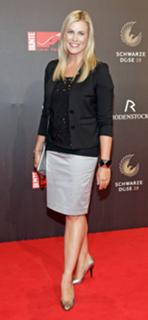 Nadine Krüger feet photo thumbnail