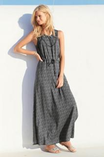 Nadine Leopold feet photo 9