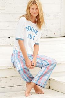 Nadine Leopold feet photo 3