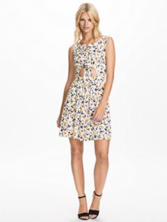 Nadine Leopold feet photo 15