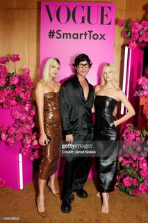 Nadine Leopold feet photo 9