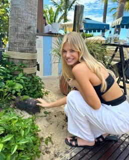Nadine Leopold feet photo 7