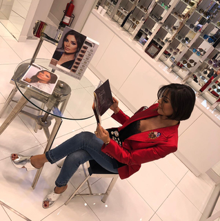 Nadine Nassib Njeim feet photo thumbnail