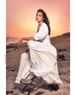 Nadine Nassib Njeim feet photo thumbnail