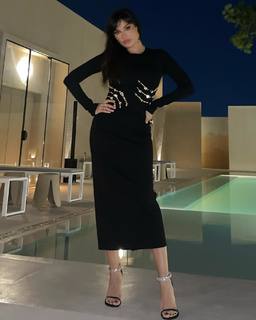Nadine Nassib Njeim feet photo thumbnail