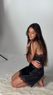 Nadine Nassib Njeim feet photo thumbnail